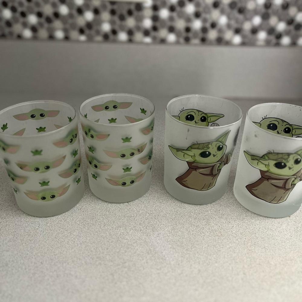 Baby Yoda Set of 4 mugs 💚